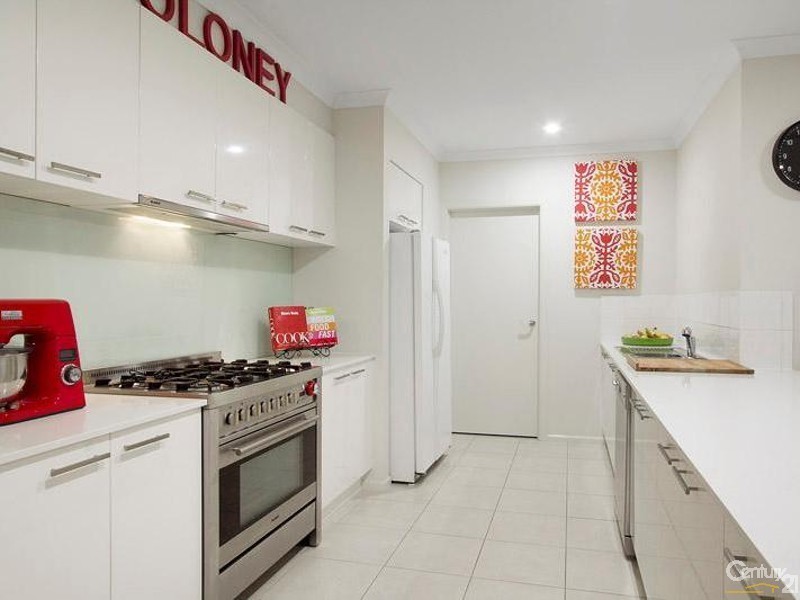 16 Vacation Way, Point Cook VIC 3030