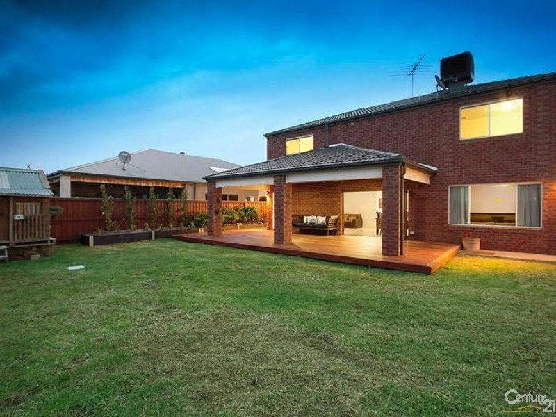16 Vacation Way, Point Cook VIC 3030