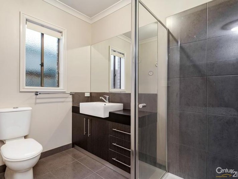 15 Keppel Way, Point Cook VIC 3030