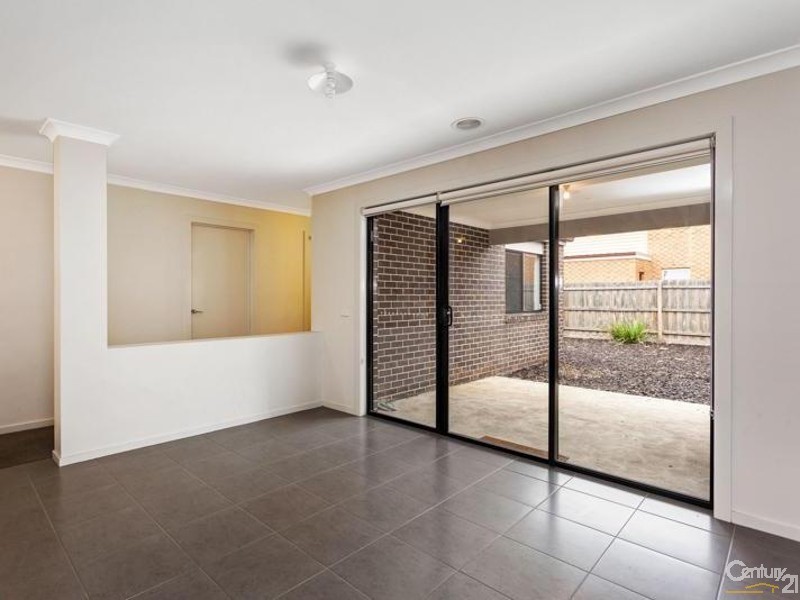 25 Grassbird drive, Point Cook VIC 3030