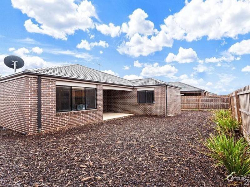 25 Grassbird drive, Point Cook VIC 3030