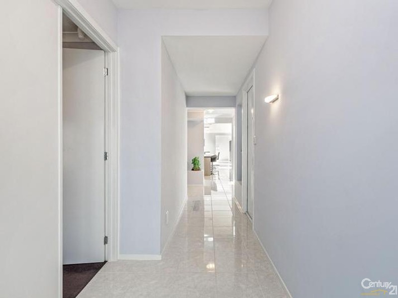 13 Royal Circuit, Point Cook VIC 3030