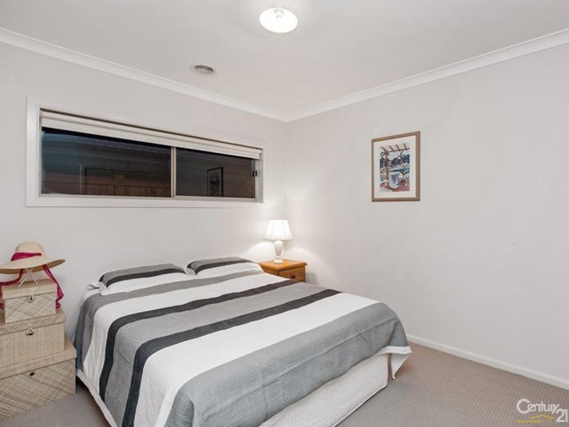 54 Malibu Boulevard, Point Cook VIC 3030