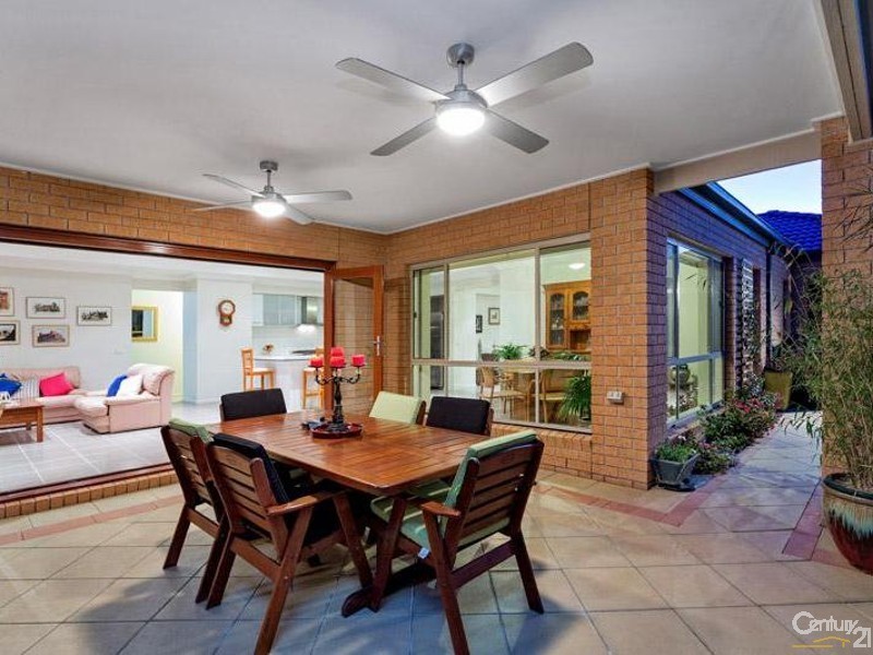 54 Malibu Boulevard, Point Cook VIC 3030