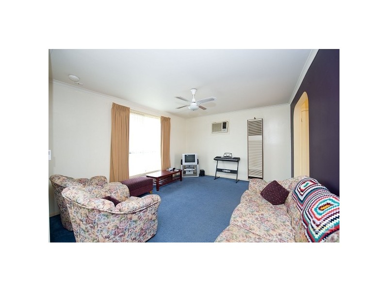 15 Bower Drive, Werribee VIC 3030