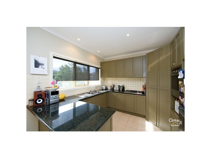 26/1 Greg Norman Drive, Sanctuary Lakes VIC 3030