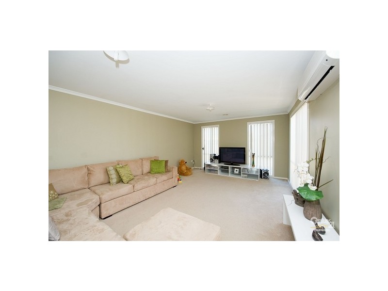 212 Thames Blvd, Tarneit VIC 3029