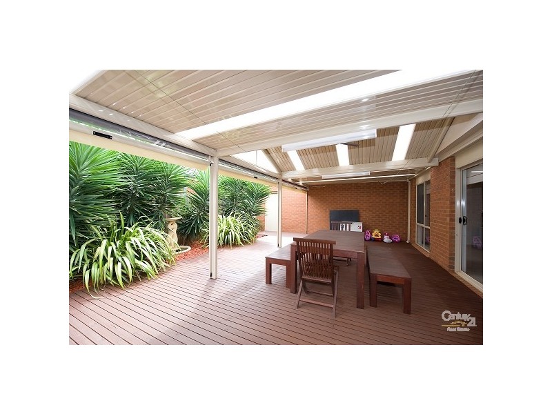 18 Sonnet Way, Truganina VIC 3029