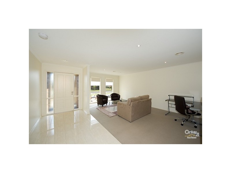 102 Sunset Views Boulevard, Tarneit VIC 3029