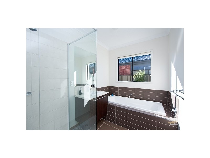 20 Bevan Court, Point Cook VIC 3030