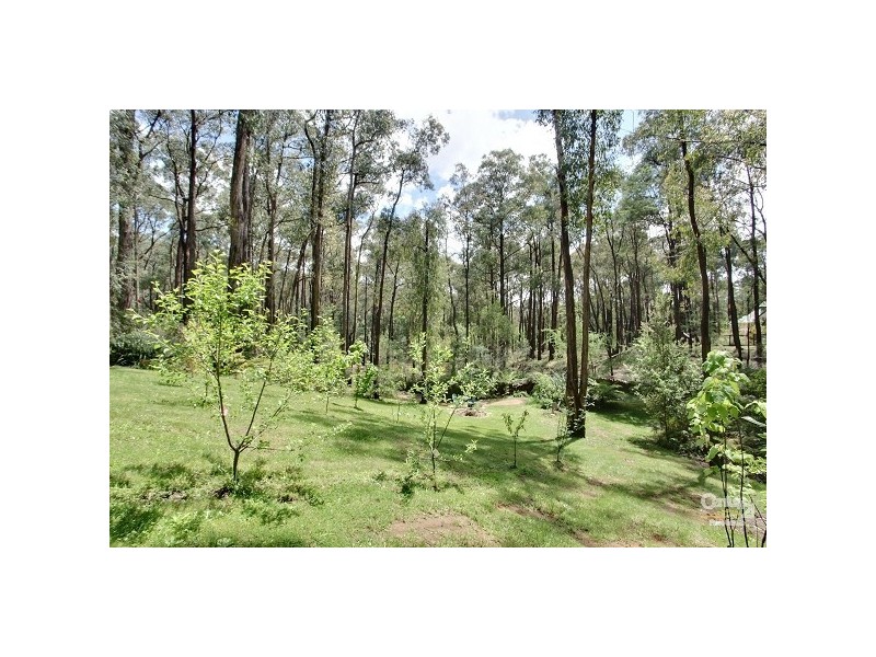 29 Stewart Road, Emerald VIC 3782