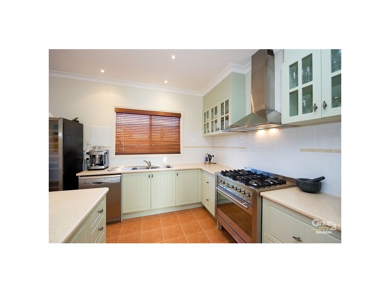 9 May Gibbs Circle, Point Cook VIC 3030