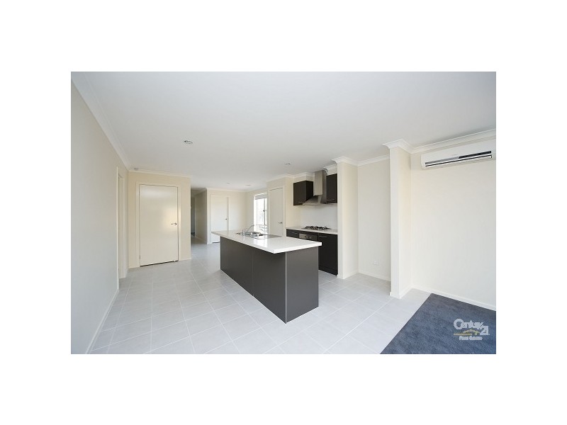 13 Tropic Circuit, Point Cook VIC 3030