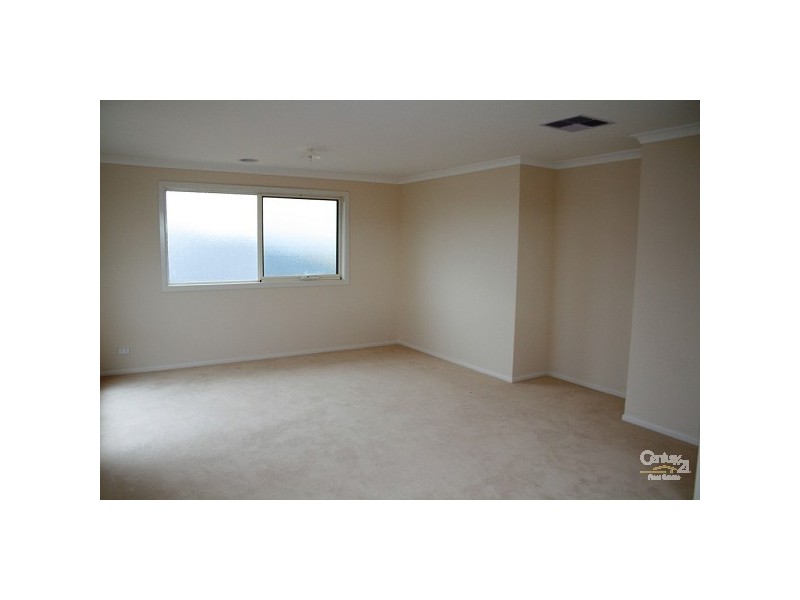 37 Sanctuary Lakes East Boulevard, Sanctuary Lakes VIC 3030