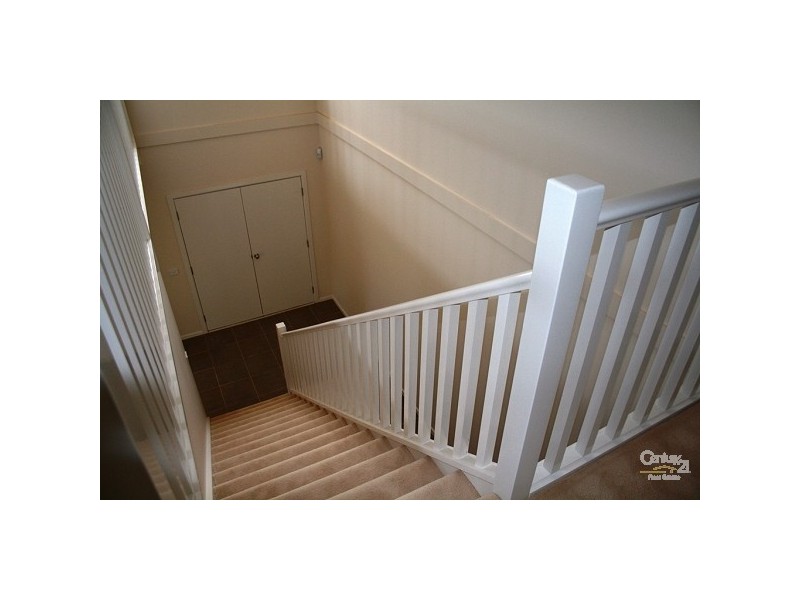 37 Sanctuary Lakes East Boulevard, Sanctuary Lakes VIC 3030