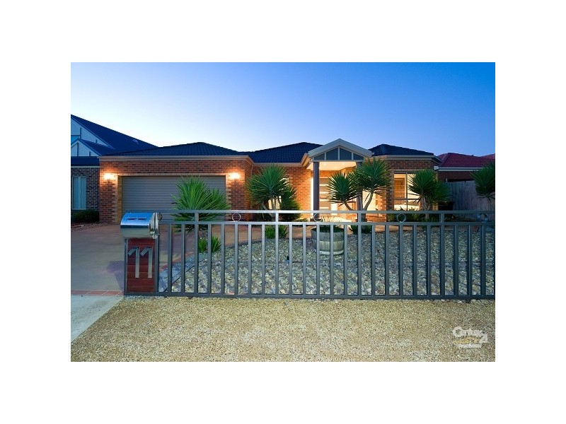 11 Irving Street, Point Cook VIC 3030
