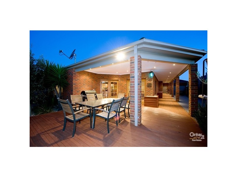 11 Irving Street, Point Cook VIC 3030