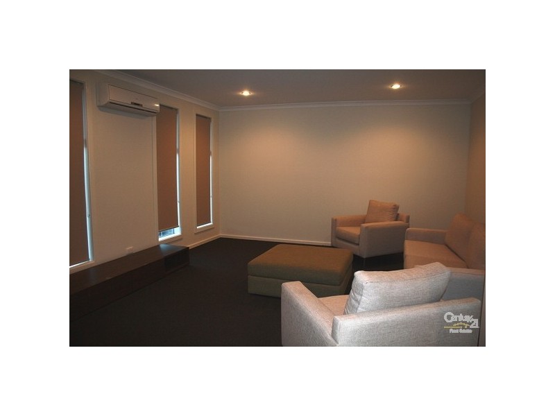 22 Nest Place, Point Cook VIC 3030