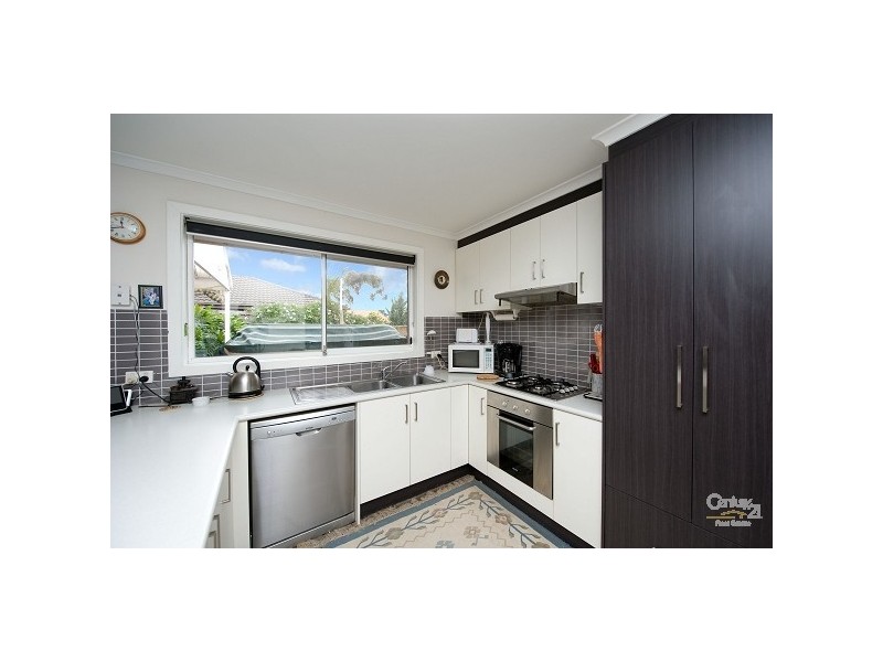 76 Grevillea Crescent, Hoppers Crossing VIC 3029