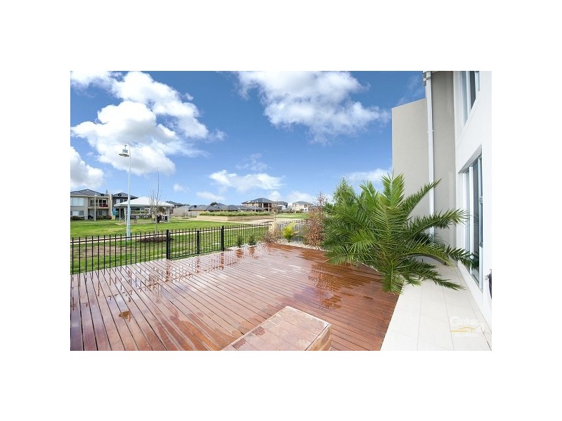 82 Middle Park Drive, Point Cook VIC 3030