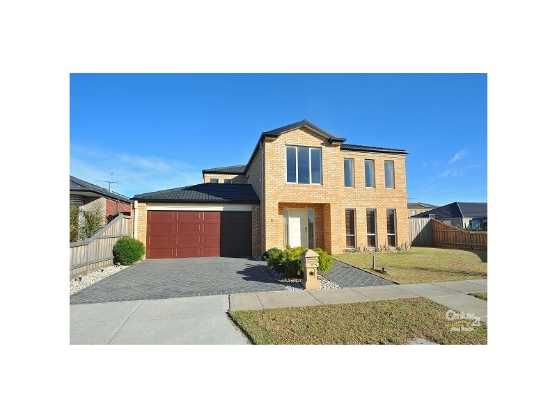 18 Teatree Terrace, Point Cook VIC 3030