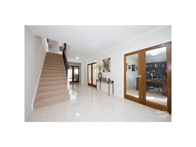 18 Teatree Terrace, Point Cook VIC 3030