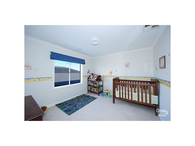 18 Teatree Terrace, Point Cook VIC 3030