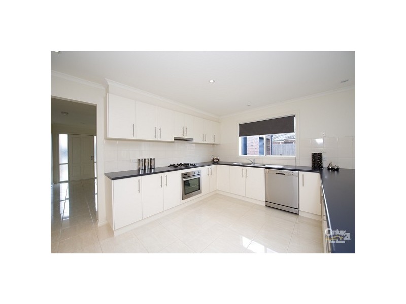 102 Sunset Views Boulevard, Tarneit VIC 3029