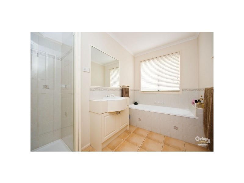 6 Aynes Court, Point Cook VIC 3030