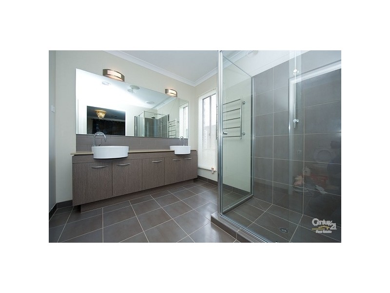 84 Brownlow Drive, Point Cook VIC 3030