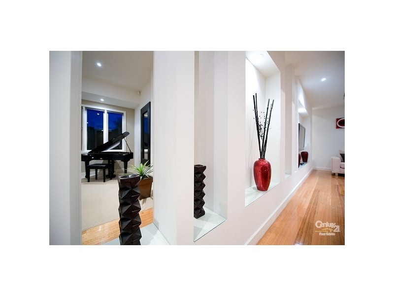 16 Juniper Avenue, Point Cook VIC 3030