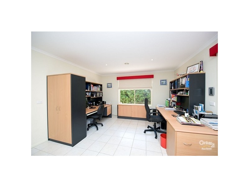 4 McAree Court, Altona Meadows VIC 3028