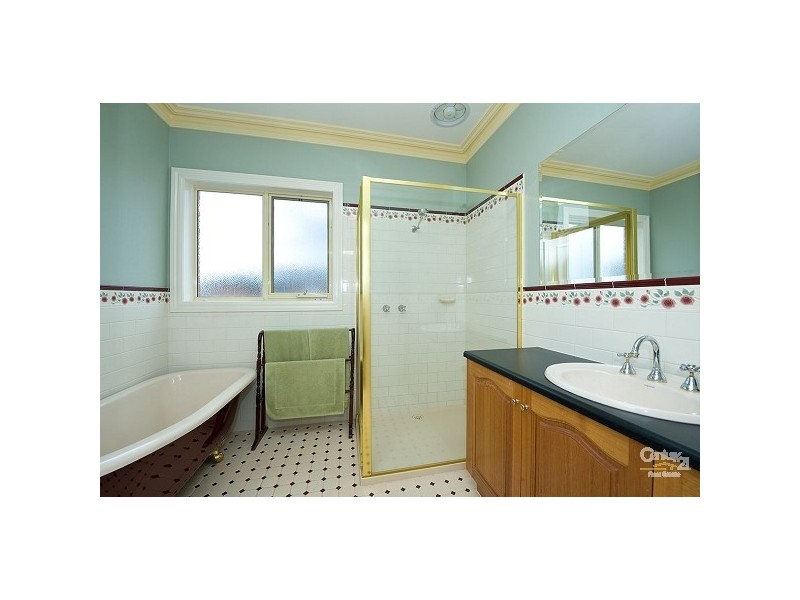 53 Hemsley Promenade, Point Cook VIC 3030