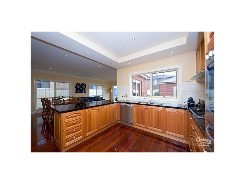 53 Hemsley Promenade, Point Cook VIC 3030