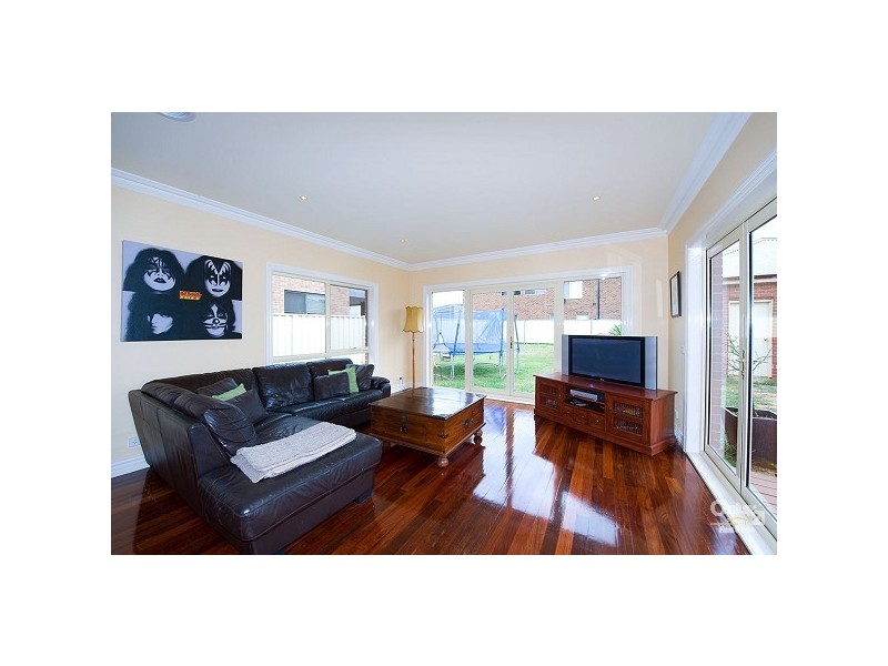 53 Hemsley Promenade, Point Cook VIC 3030