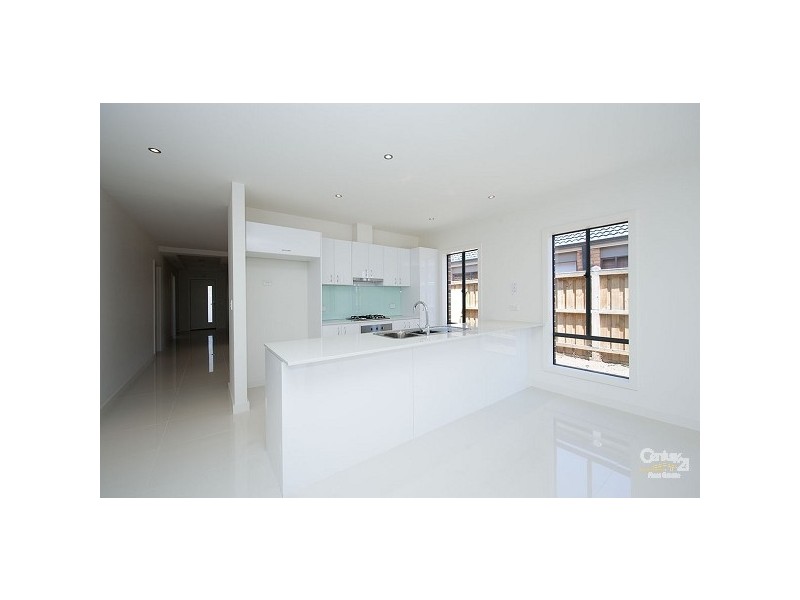 11 Tobago Avenue, Point Cook VIC 3030