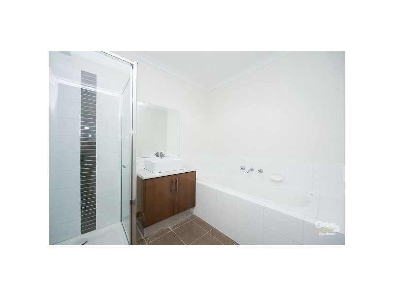 1/9 Cornell Road, Truganina VIC 3029