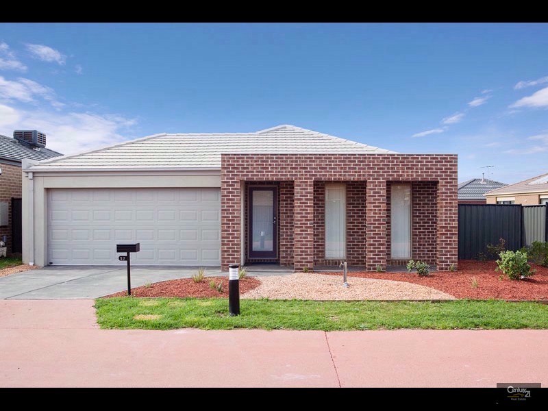 27 Tanner Mews, Point Cook VIC 3030