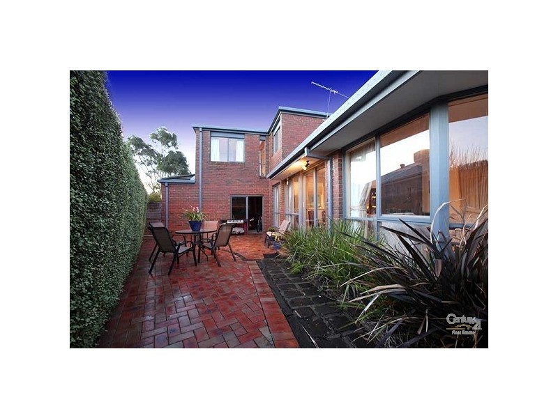 18 Clarendon Court, Seabrook VIC 3028
