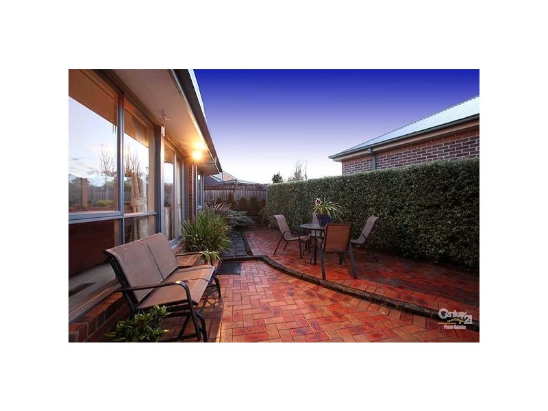 18 Clarendon Court, Seabrook VIC 3028