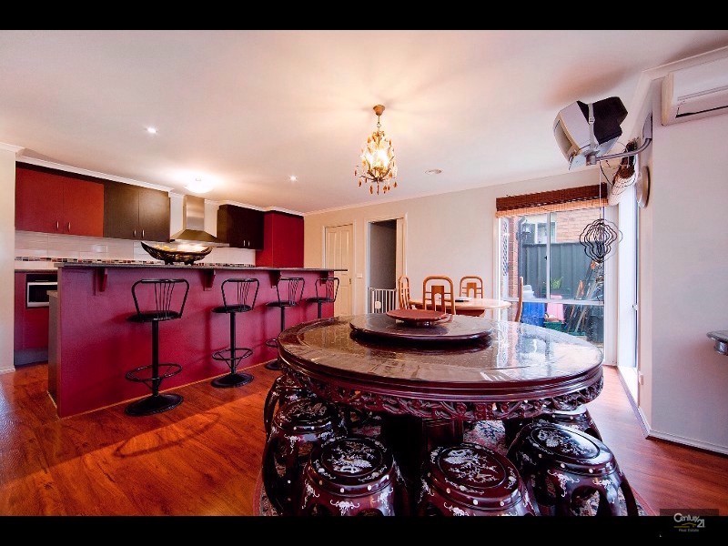 13 Caldicott Crescent, Point Cook VIC 3030