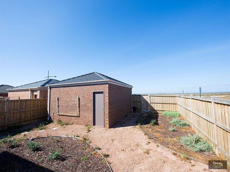 12 Jemma Avenue, Point Cook VIC 3030