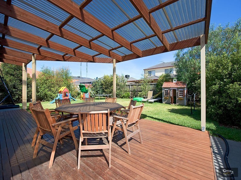 67 Yuruga Boulevard, Point Cook VIC 3030