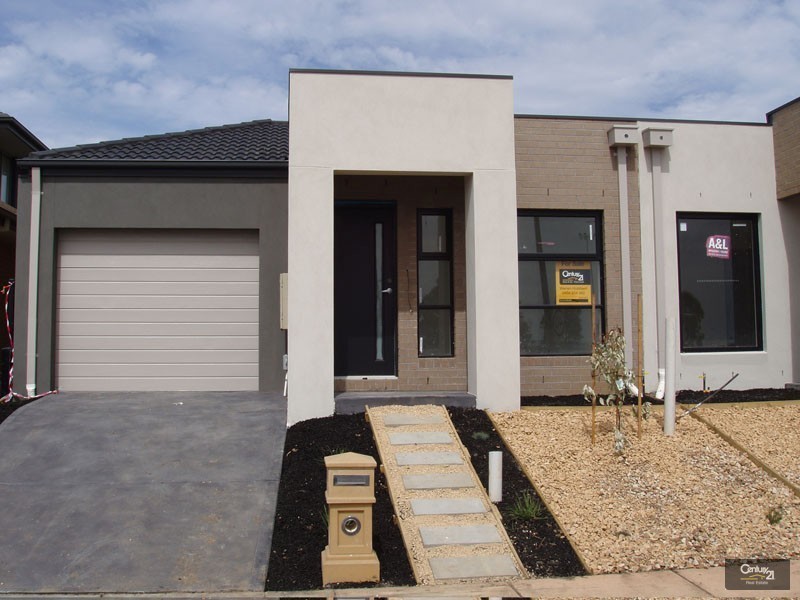 3 Ponsford Drive, Point Cook VIC 3030