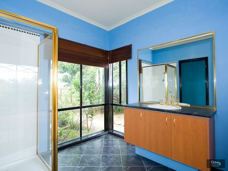 2 Dorrington Street, Point Cook VIC 3030