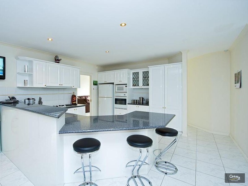 11 John Phelps Court, Seabrook VIC 3028