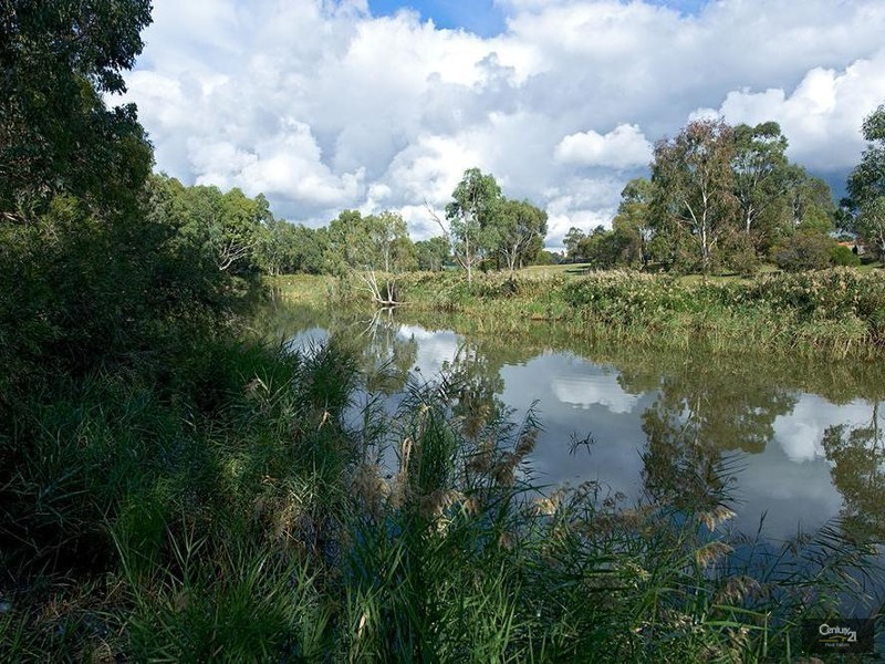 12 Clarendon Court, Seabrook VIC 3028