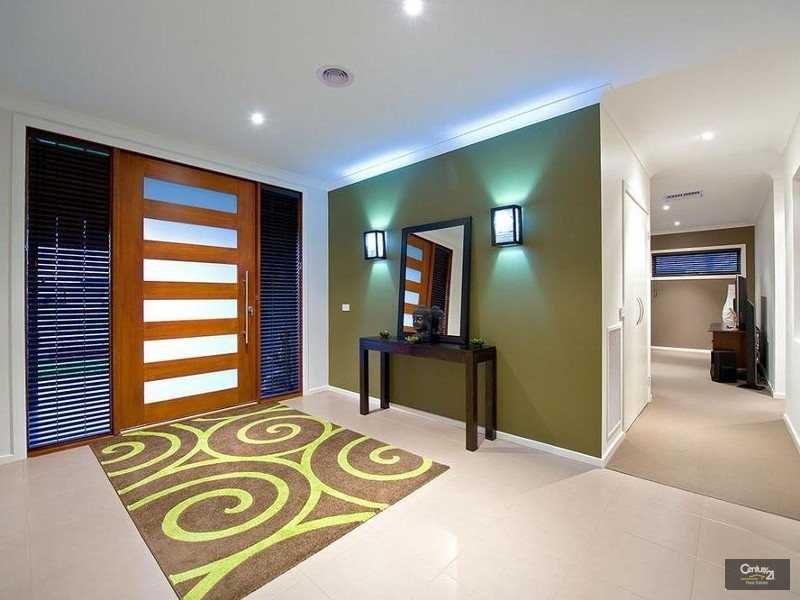 6 Umbrella Way, Point Cook VIC 3030