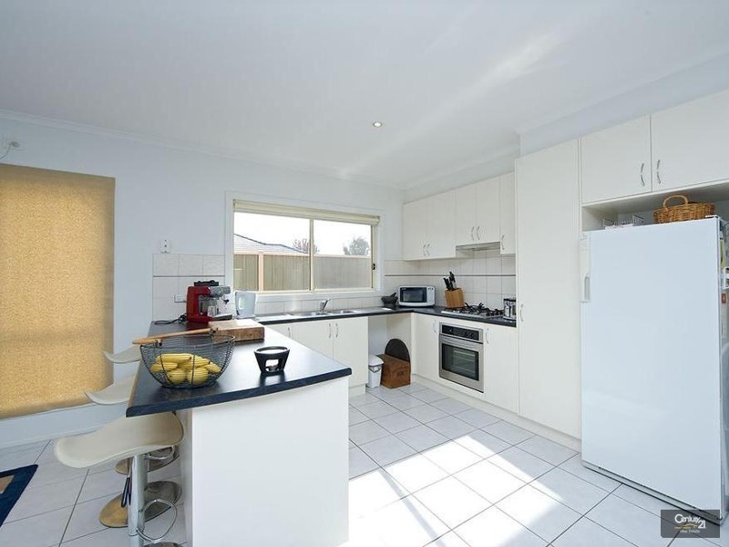 47 Sommersby Road, Point Cook VIC 3030