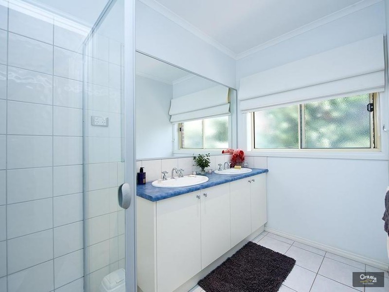 47 Sommersby Road, Point Cook VIC 3030